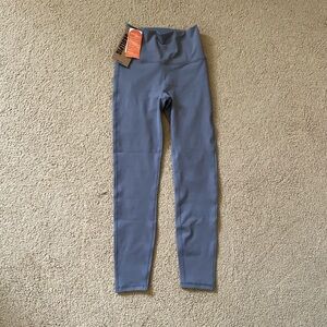 Skullpig leggings size S